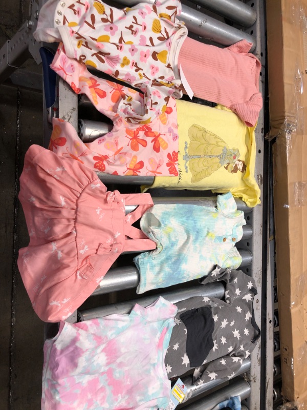 Photo 1 of BABY CLOTHS SIZES NB-12M
8 ITEMS