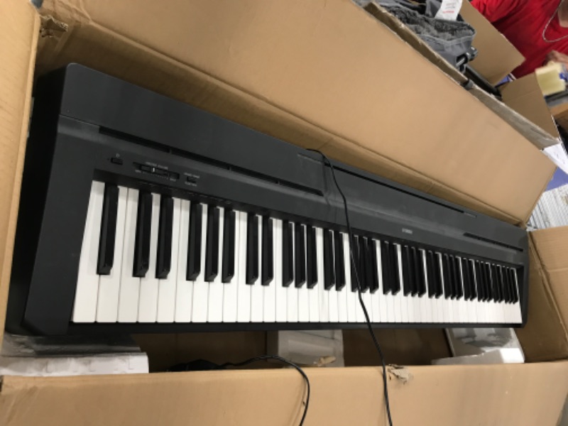 Photo 2 of *NONFUNCTIONAL* YAMAHA P71 88-Key Weighted Action Digital Piano with Sustain Pedal and Power Supply (Amazon-Exclusive)
