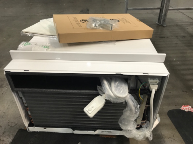 Photo 2 of ***INCOMPLETE*** LG Electronics 14,000 BTU 115-Volt Dual Inverter Smart Window Air Conditioner LW1522IVSM Cools 800 Sq. Ft. with Remote, Wi-Fi Enabled