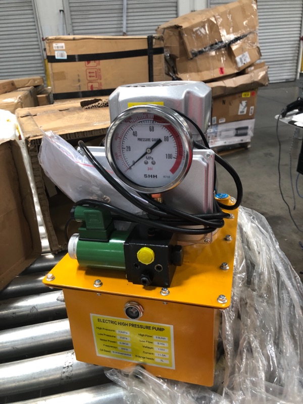 Photo 1 of *NONFUNCTIONAL* Electric Driven Hydraulic Pump Double Acting Solenoid Valve Pedal Switch 70 Mpa
