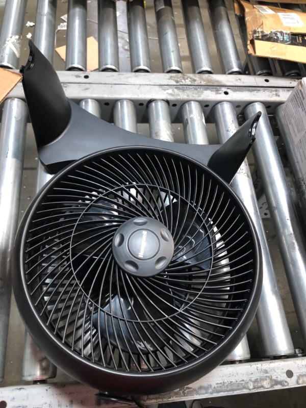 Photo 2 of DAMAGED ITEM
Honeywell HT-908 TurboForce Room Air Circulator Fan, Medium, Black –Quiet Personal Fanfor Home or Office, 3 Speeds and 90 Degree Pivoting Head
