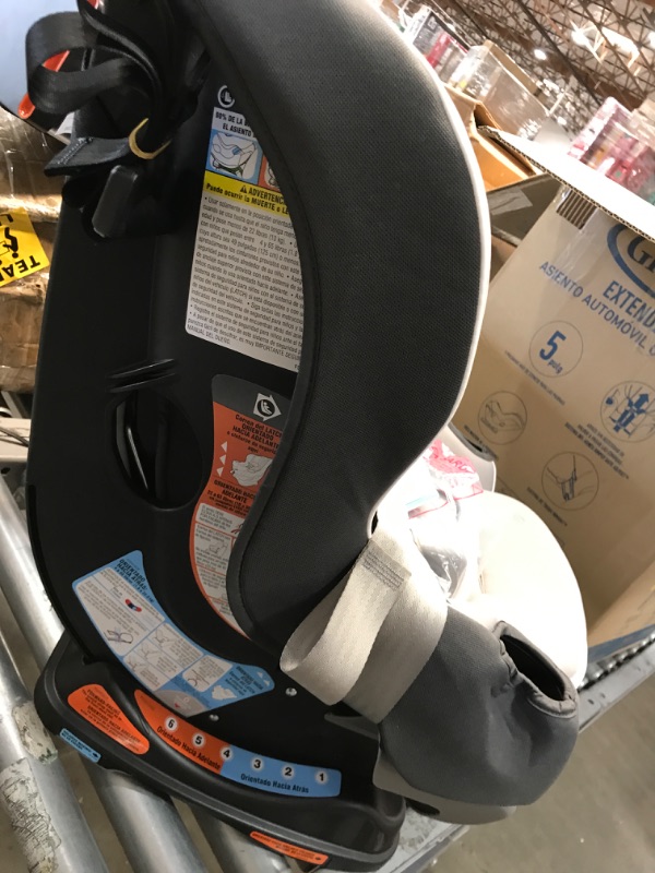 Photo 3 of Graco Extend2Fit Convertible Car Seat, Ride Rear Facing Longer with Extend2Fit, Spire
