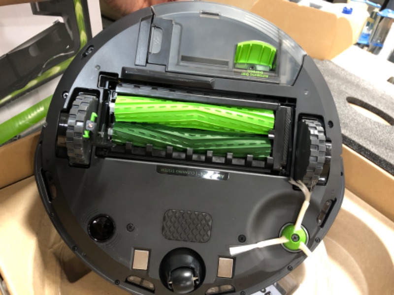 Photo 4 of  iRobot Roomba i4+ Robot Vacuum with Automatic Dirt Disposal - Empties Itself for up to 60 Days, Wi-Fi Connected Mapping, Compatible with Alexa, Ideal for Pet Hair, Carpets
