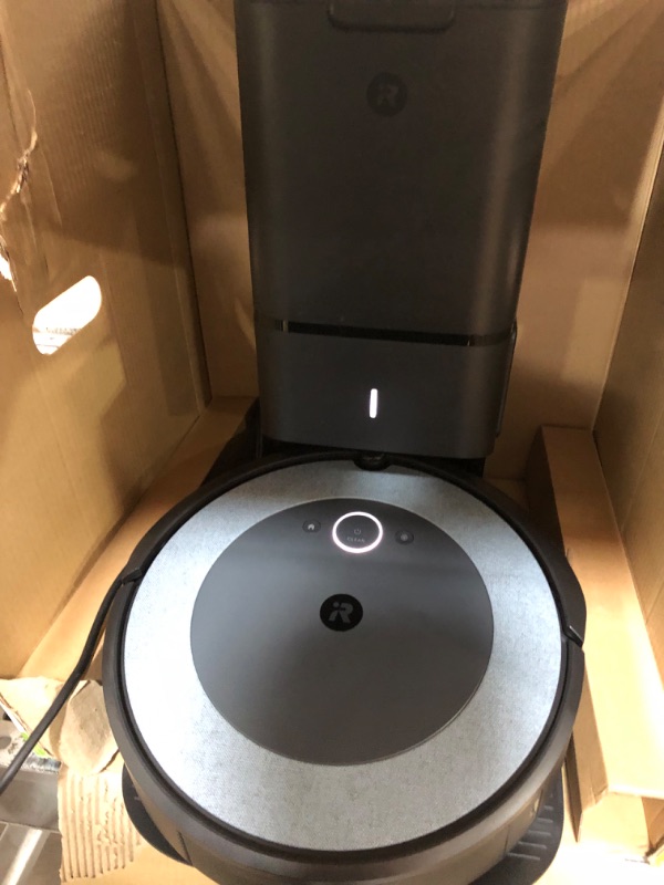 Photo 10 of  iRobot Roomba i4+ Robot Vacuum with Automatic Dirt Disposal - Empties Itself for up to 60 Days, Wi-Fi Connected Mapping, Compatible with Alexa, Ideal for Pet Hair, Carpets
