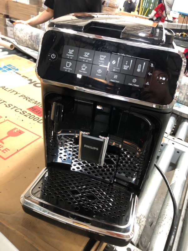 Photo 5 of Philips 3200 Series Fully Automatic Espresso Machine w/ Milk Frother, Black, EP3221/44
