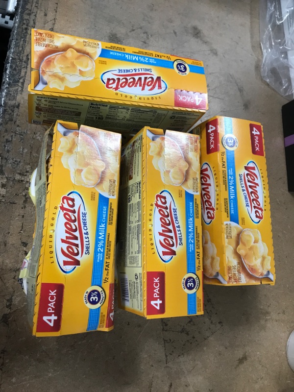 Photo 2 of ** EXP: 21 JUN 2022 **   ** NON-REFUNDABLE **   ** SOLD AS IS **    ** SETS OF 4 **
Velveeta Shells & Cheese Microwavable Shell Pasta & Cheese Sauce with 2% Milk Cheese (4 ct Pack, 2.19 oz Cups)
