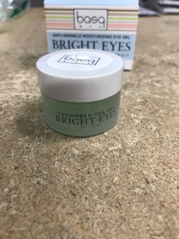 Photo 4 of ** EXP: 07/2022 ***
BASQNYC Cucumber Tea Eye Gel, 0.5oz
