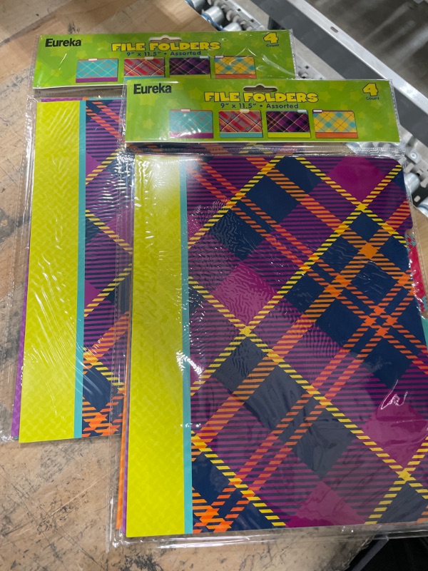 Photo 2 of ***2packs***Eureka Multicolor Plaid Pattern Decorative Cute Folders, 4pcs, 9'' x 11.5''