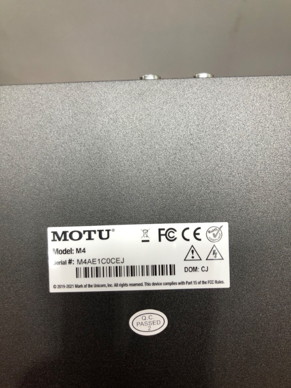 Photo 4 of MOTU M4 4x4 USB-C Audio Interface
ITEM HAS BEEN OPENED, MINOR DUST