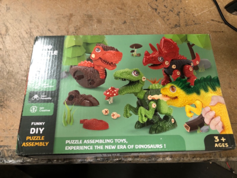 Photo 2 of Dino Battle Assembly Series - New in Box