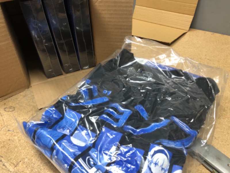 Photo 1 of Medium Star Wars Anime Funko Pop T-shirt - 4 pack