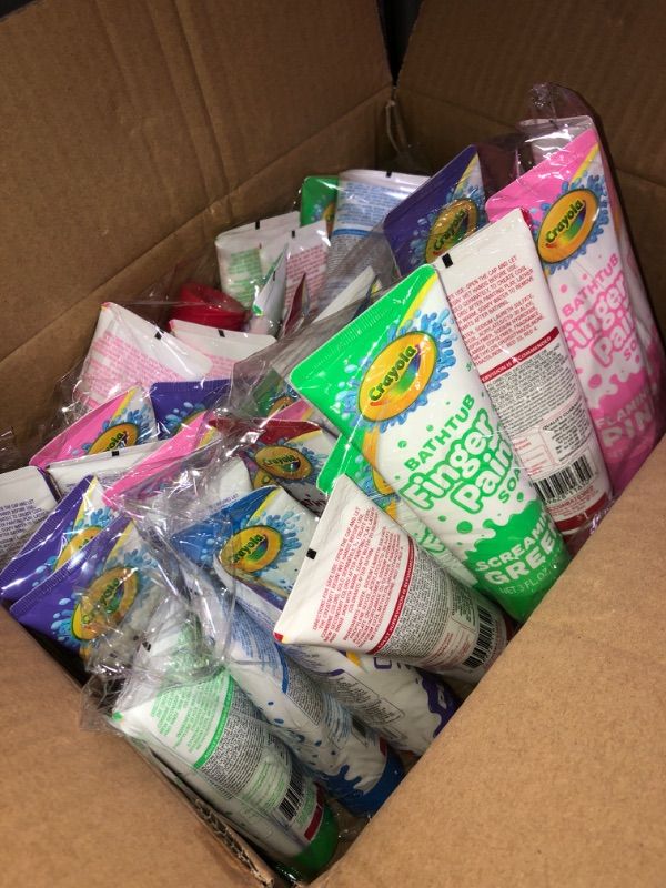 Photo 1 of Crayola Bathtub Finger-paint Tubes 45pack