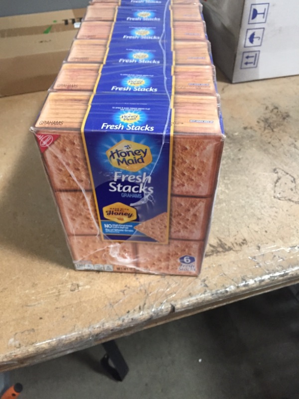 Photo 2 of ***NON-REFUNDABLE***
BEST BY 6/7/22
Honey Maid Fresh Stacks Graham Crackers, Flavour, 73.2 Ounce , 6 Count (Pack of 6)
