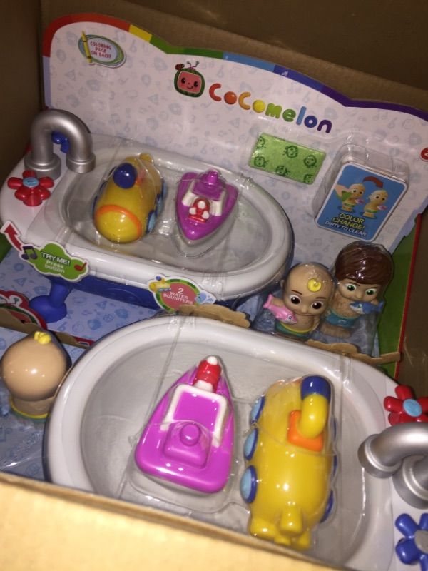 Photo 1 of CoComelon Bathtub Playset 2pack
