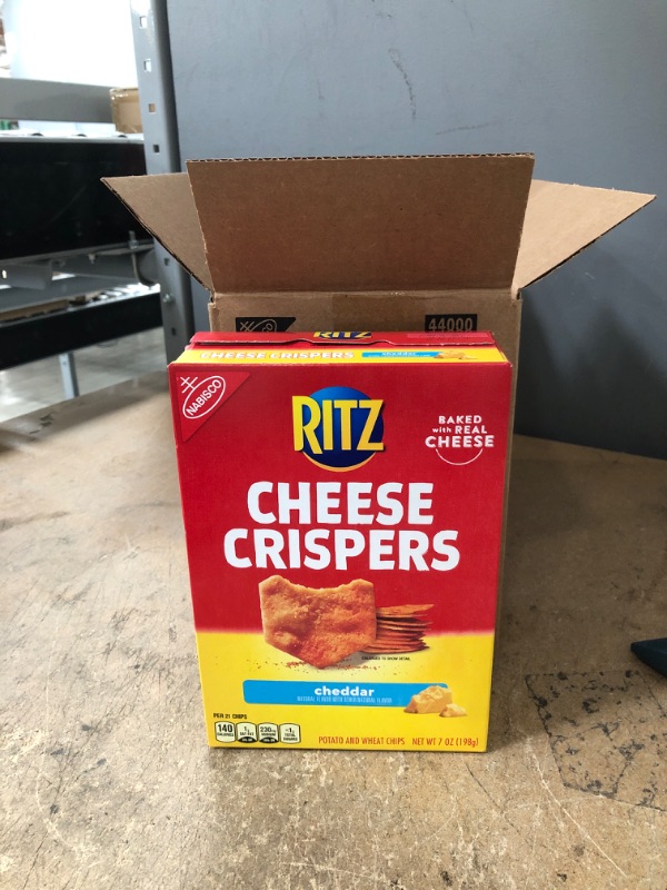 Photo 3 of ** NEXP: 27 MAY 2022 **    ** NON-REFUNDABLE **    ** SOLD AS IS **
Ritz Crispers Cheddar Chips, Cheese, 6 Count (Pack of 1)
