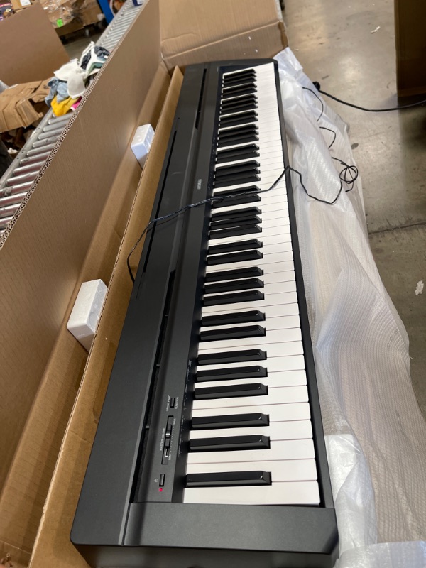 Photo 4 of YAMAHA P71 88-Key Weighted Action Digital Piano with Sustain Pedal and Power Supply (Amazon-Exclusive)
