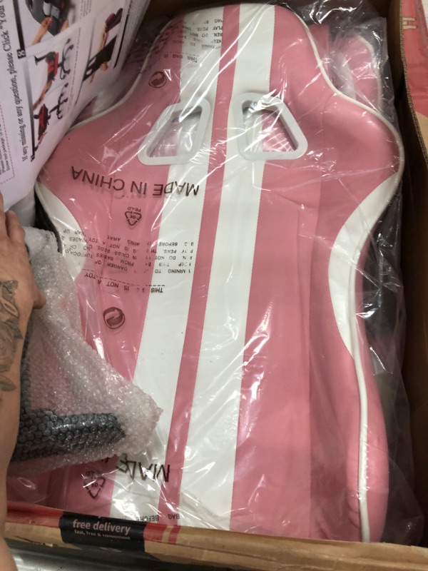 Photo 1 of Ferghana Pink Gaming Chair with Footrest,Computer Game Chair,Massage Gaming Chairs,Christmas,Xmas Gift,PC Gaming Chairs for Adults Teens for Gaming Live Streaming Room(Shero Pink)
