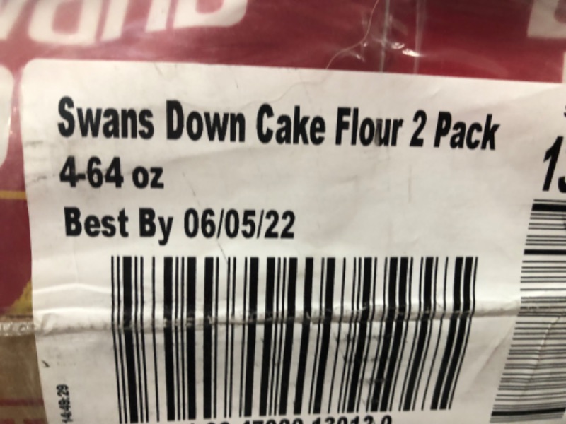 Photo 1 of *NON-REFUNDABLE* CAKE MIX EXP DATE 6/05/22 , RICE DOESN'T HAVE EXP DATE**
8 PACK CAKE MIX , AND BAG OF BROWN RICE