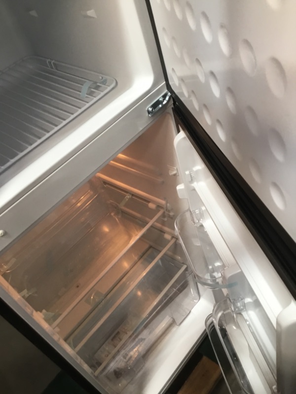 Photo 3 of Frigidaire 7.5 Cu Ft, 2-Door Apartment Size Refrigerator with Top Freezer, Platinum Series, Stainless Steel
