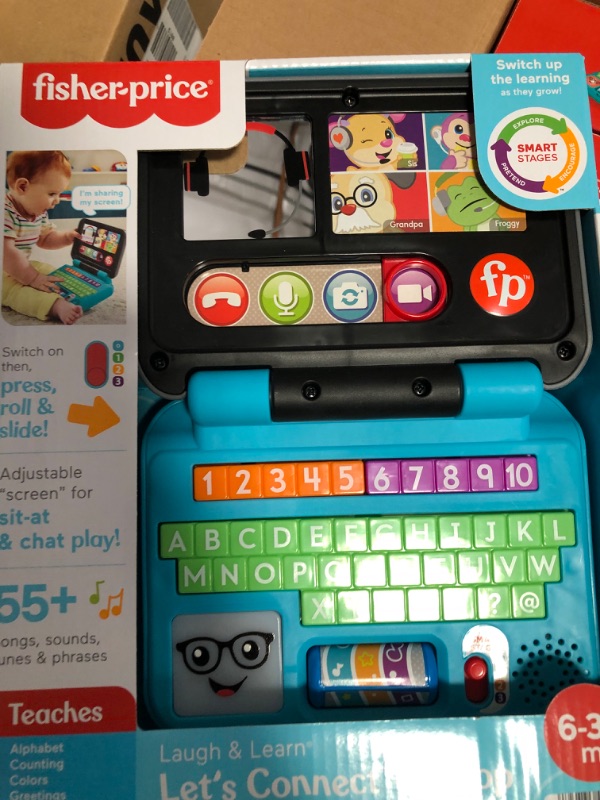 Photo 3 of 4 OF - Fisher-Price Laugh & Learn Let's Connect Laptop

