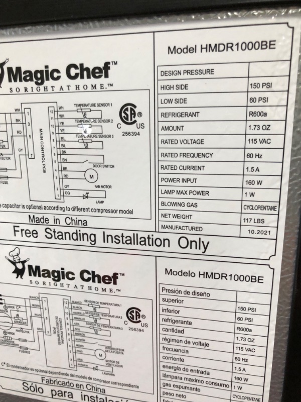 Photo 17 of Magic Chef 10.1 cu. ft. Top Freezer Refrigerator in Black