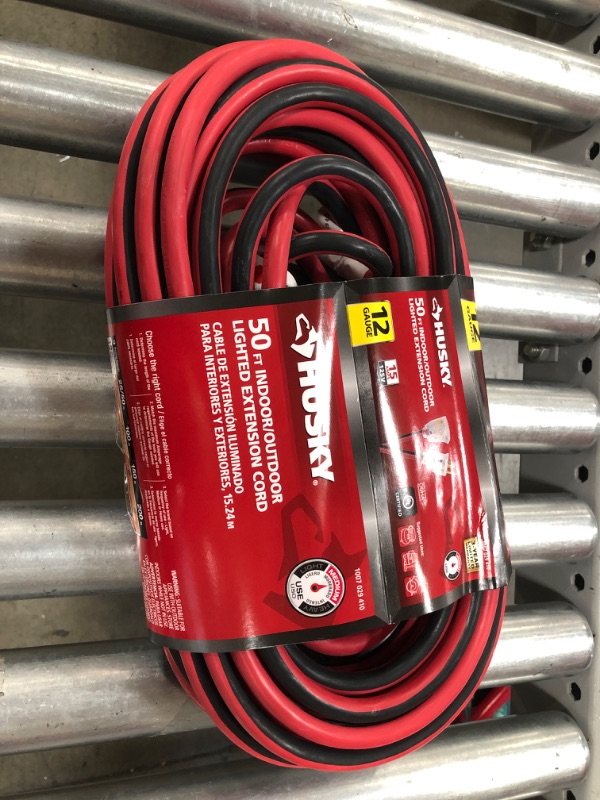 Photo 2 of 12/3 Husky 50' indoor outdoor lighted extension cord 12 gauge