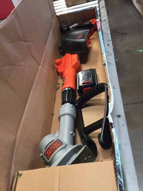 Photo 3 of **USED*- BLACK+DECKER 20V MAX String Trimmer with Extra Lithium Battery 2.0 Amp Hour (LST300 & LBXR2020-OPE)
