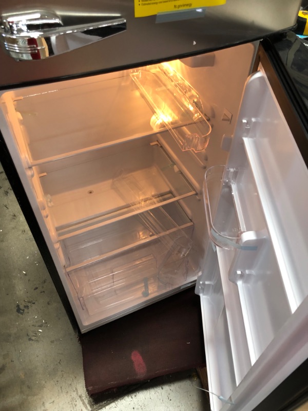 Photo 8 of **PARTS ONLY**
Frigidaire EFR751, 2 Door Apartment Size Refrigerator with Freezer, 7.2 cu ft, Platinum Series, Stainless Steel, 7.5
