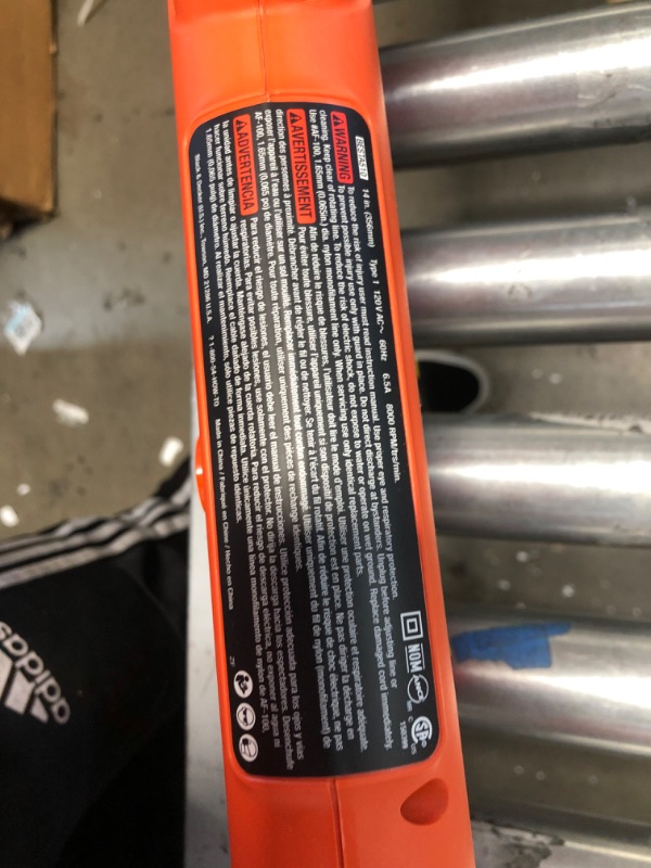 Photo 1 of ***PARTS ONLY*** BLACK+DECKER 20V MAX* String Trimmer / Edger, 12-Inch (LST300)
