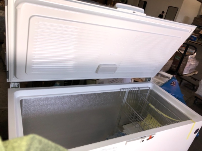 Photo 21 of Maytag 16 cu. ft. Chest Freezer in White
