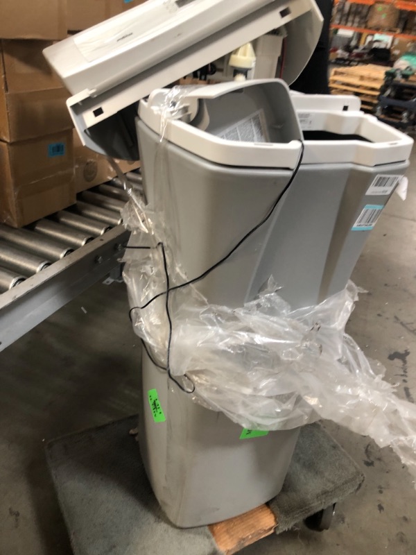 Photo 1 of Parts only ! Whirlpool WHES40E 40,000 Grain Softener | Salt & Water Saving Technology | NSF Certified | Automatic Whole House Soft Water Regeneration, White
