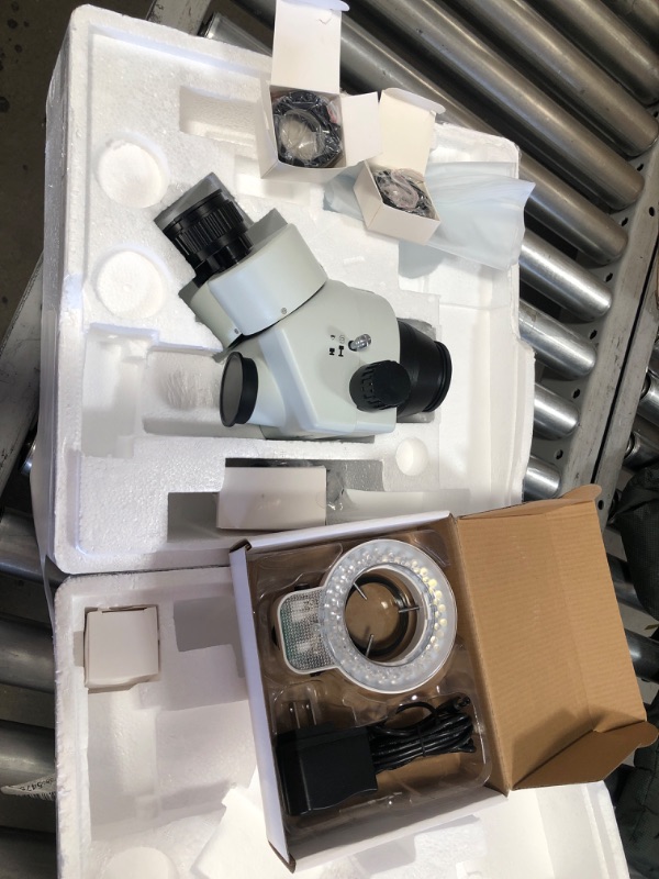 Photo 1 of (MISSING MAIN COMPONENTS)
AmScope B120C Siedentopf Binocular Compound Microscope