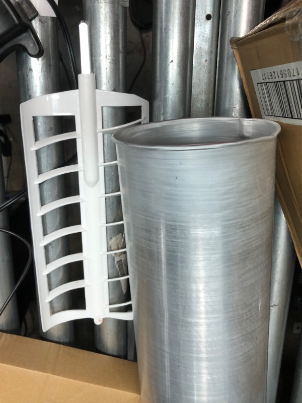 Photo 1 of Elite Gourmet EIM916 Old Fashioned 6 Quart Vintage Wood Bucket Electric Maker Machine Appalachian, Bonus Classic Die-Cast Hand Crank, Uses Rock Salt Churns...
