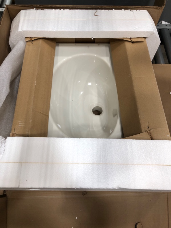 Photo 2 of 19 in. W x 17 in. D Cultured Marble Vanity Top in White on White with White on White Basin and 4 in. Faucet Spread
