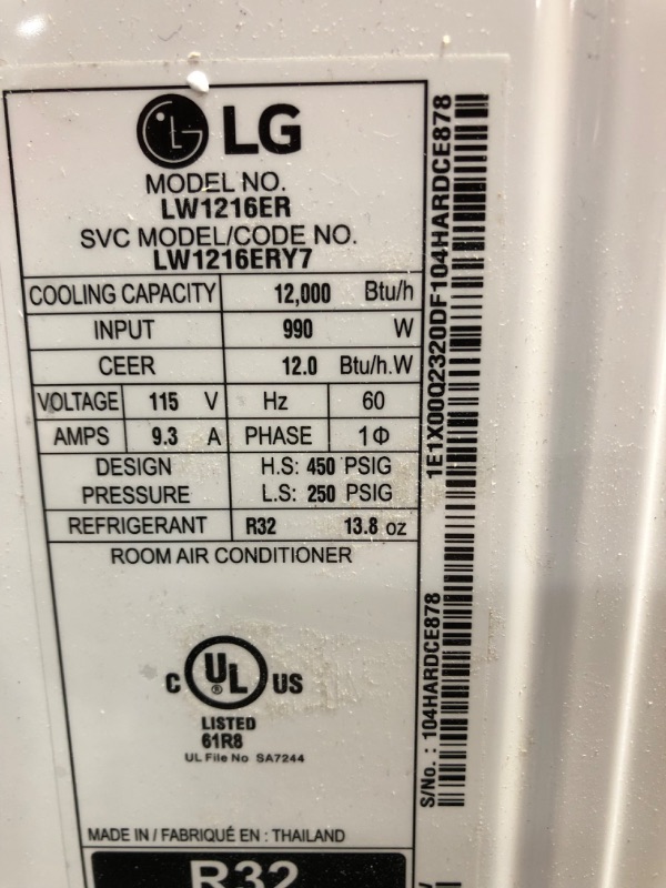 Photo 3 of (NOT FUNCTIONAL) LG Electronics 12,000 BTU 115-Volt Window Air Conditioner LW1216ER Cools 550 Sq. Ft. with ENERGY STAR and Remote
