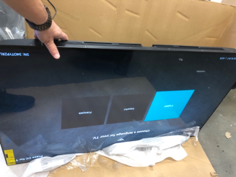 Photo 2 of VIZIO 55-Inch OLED Premium 4K UHD HDR Smart TV with Dolby Vision, HDMI 2.1, 120Hz Refresh Rate, Pro Gaming Engine, Apple AirPlay 2 and Chromecast Built-in - OLED55-H1