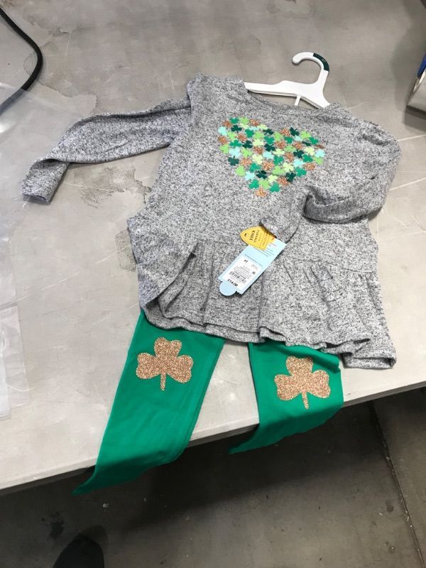 Photo 1 of 2 items Toddler Girls' Shamrock Heart Long Sleeve Cozy Top and Leggings Set - Cat & Jack Gray x2 size 4t