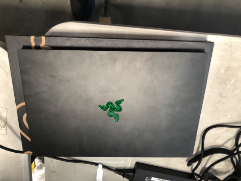 Photo 7 of Razer Blade 15 Advanced Gaming Laptop 2020: Intel Core i7-10875H 8-Core, NVIDIA GeForce RTX 2070 Super Max-Q, 15.6” FHD 300Hz, 16GB RAM, 512GB SSD, CNC Aluminum, Chroma RGB Lighting, Thunderbolt 3