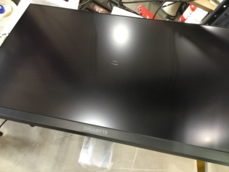 Photo 2 of GIGABYTE M27Q 27" 170Hz 1440P -KVM Gaming Monitor, 2560 x 1440 SS IPS Display, 0.5ms (MPRT) Response Time, 92% DCI-P3, HDR Ready, FreeSync Premium, 1x Display Port 1.2, 2x HDMI 2.0, 2x USB 3.0
