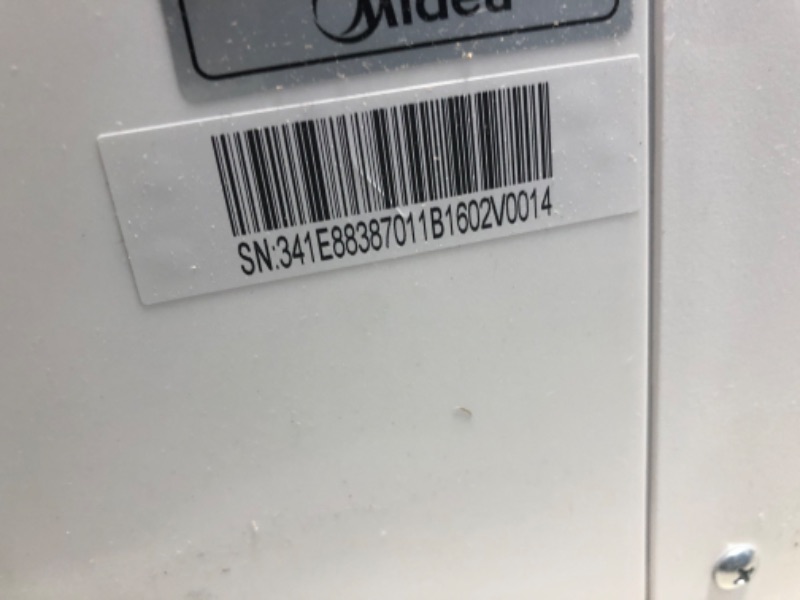 Photo 2 of (DENTED CORNER) Midea 8,000 BTU U-Shaped Smart Inverter Window Air Conditioner