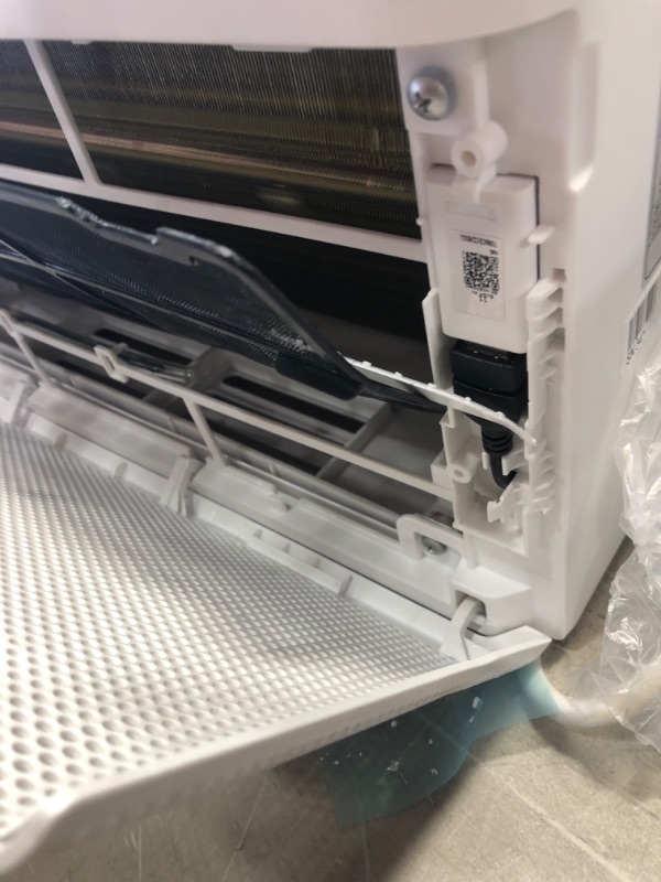 Photo 5 of (BROKEN FRONT PANEL/SCREEN) Midea 8,000 BTU U-Shaped Smart Inverter Window Air Conditioner