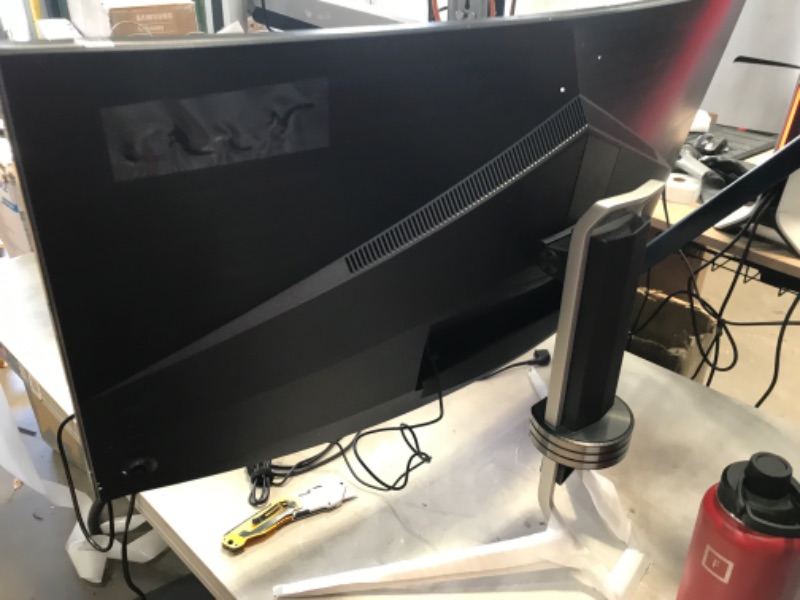 Photo 3 of Acer Gaming Monitor 37.5" Ultra Wide Curved XR382CQK bmijqphuzx 3840 x 1600 1ms Response Time AMD FREESYNC Technology (Display, HDMI & MHL Ports)
