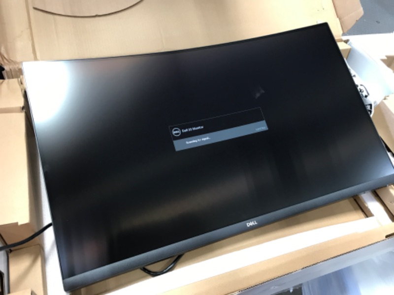 Photo 5 of Dell S3221QS 32 Inch Curved 4K UHD, VA Ultra-Thin Bezel Monitor, AMD FreeSync, HDMI, DisplayPort, Built in Speakers, VESA Certified, Silver
