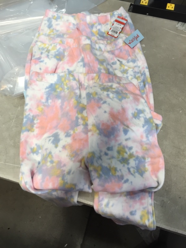 Photo 2 of BUNDLE OF 3- Girls' Tie-Dye Jersey Leggings - Cat & Jack™ Off-White
SIZE L10/12

