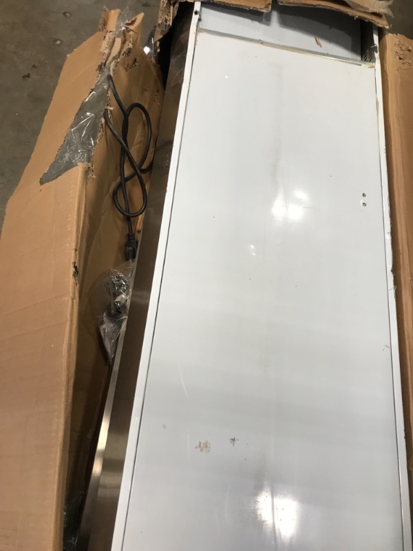 Photo 4 of ***PARTS ONLY*** Arctic Air ACP48 47.25-Inch Countertop Refrigerated Sandwich/Salad Prep Table, Stainless Steel, 115v a little bent and some dents
