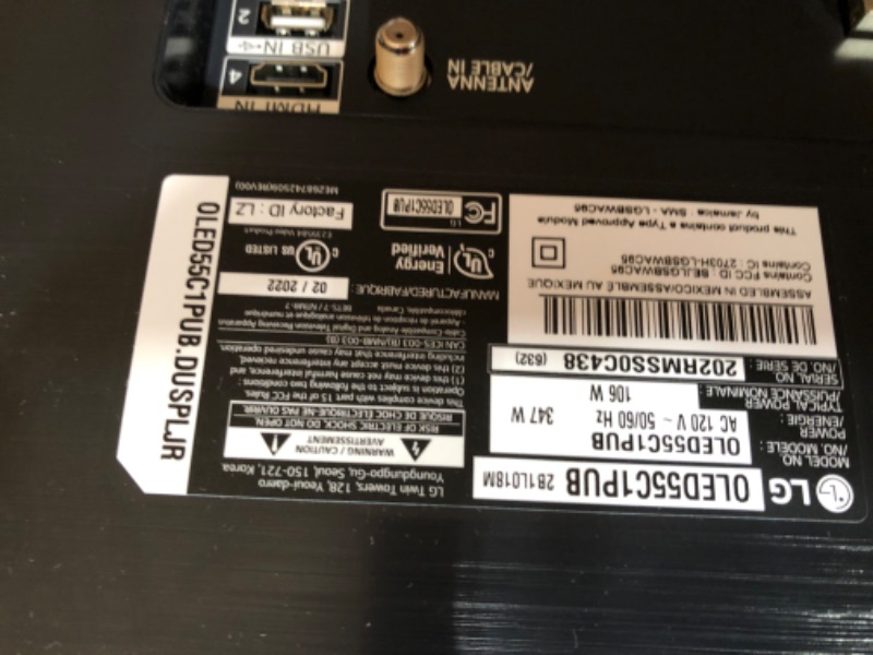 Photo 1 of LG OLED C1 Series 55” Alexa Built-in 4k Smart TV (3840 x 2160), 120Hz Refresh Rate, AI-Powered 4K, Dolby Cinema, WiSA Ready, Gaming Mode (OLED55C1PUB, 2021)
