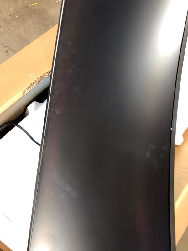 Photo 11 of SAMSUNG 49-inch Odyssey G9 Gaming Monitor | QHD, 240hz, 1000R Curved, QLED, NVIDIA G-SYNC & FreeSync | LC49G95TSSNXZA Model
