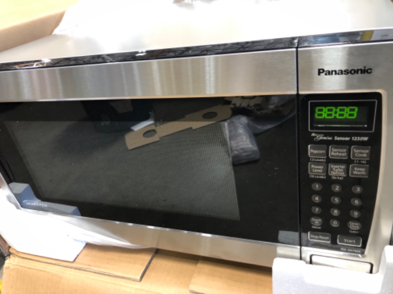 Photo 6 of Panasonic Microwave Oven NN-SN766S Stainless Steel Countertop/Built-In with Inverter Technology and Genius Sensor, 1.6 Cubic Foot, 1250W
