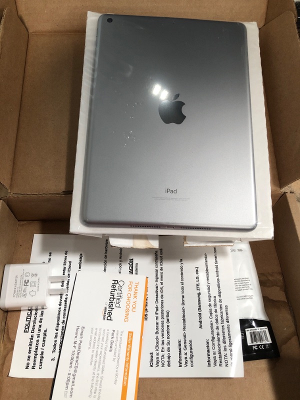 Photo 3 of COLOR: GREY Apple iPad 5TH GEN A18227