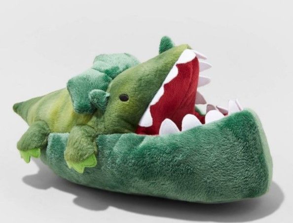 Photo 1 of Boys' Dylan Dinosaur Slippers - Cat & Jack™ Green
XL
**CASE OF 6

